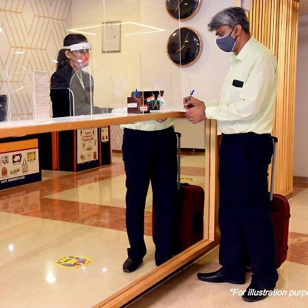 Spot On 75742 Sri Devi Lodge Kākināda エクステリア 写真